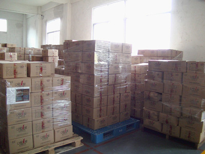 廣州成品倉(cāng)庫(kù)哪家服務(wù)好？龍森倉(cāng)儲(chǔ)以專業(yè)裝卸服務(wù)樹立優(yōu)質(zhì)商家典范